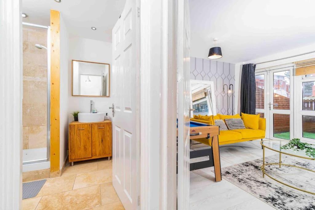 ✪Central✪6Bed✪ Parking✪Pool Table✪Private Patio ✪ Birmingham Bagian luar foto